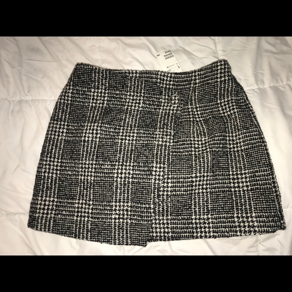 Plaid/ tweed H&M skirt
